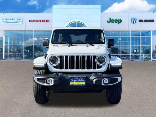 2025 Jeep Wrangler 4-Door Sahara 4x4