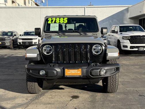 2022 Jeep Gladiator Altitude 4x4