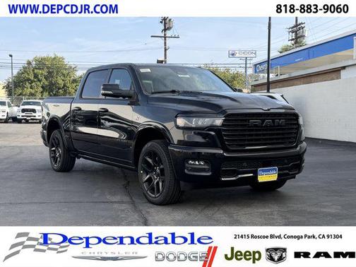 Diamond Black Crystal Pearlcoat 2026 RAM 1500 Laramie