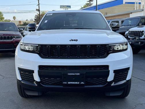 2025 Jeep Grand Cherokee L Altitude