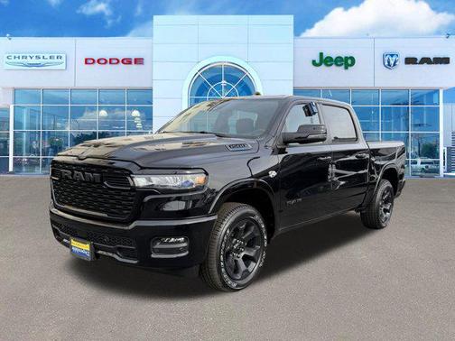 Diamond Black Crystal Pearlcoat 2026 RAM 1500 Big Horn/Lone Star