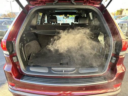 Photo 5 of 45 of 2020 Jeep Grand Cherokee High Altitude