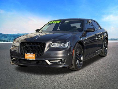 2023 Chrysler 300 Touring