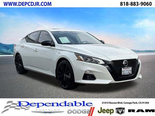 2022 Nissan Altima SR FWD