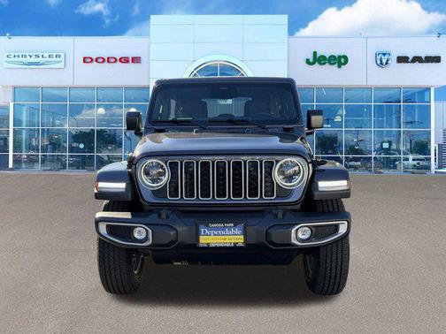 2026 Jeep Wrangler 4-Door Sahara 4x4