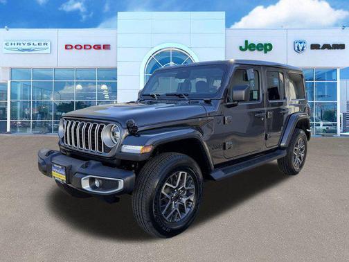 2026 Jeep Wrangler 4-Door Sahara 4x4