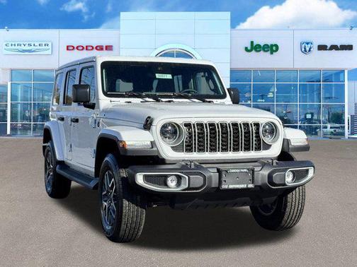 2025 Jeep Wrangler 4-Door Sahara 4x4