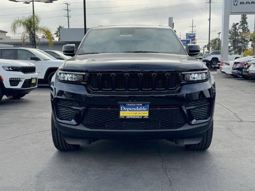 2025 Jeep Grand Cherokee Altitude