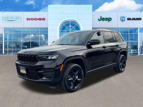 2025 Jeep Grand Cherokee Altitude