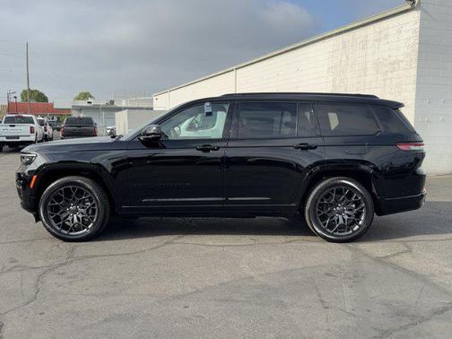 2025 Jeep Grand Cherokee L Summit Reserve