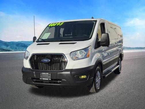 2022 Ford Transit-250 Base