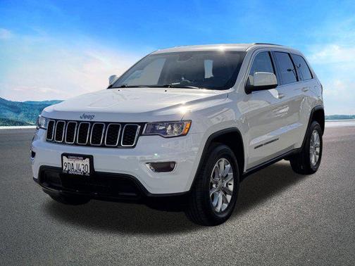 2022 Jeep Grand Cherokee Laredo