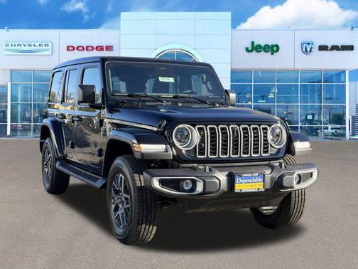 2026 Jeep Wrangler 4-Door Sahara 4x4