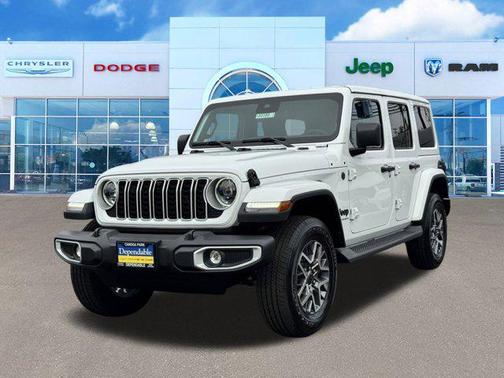 2025 Jeep Wrangler 4-Door Sahara 4x4