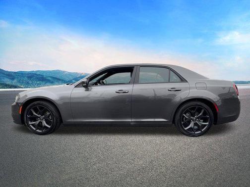 2021 Chrysler 300 S