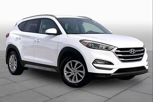 Dazzling White 2018 Hyundai TUCSON SEL