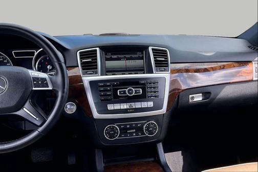 Black 2014 Mercedes-Benz M-Class ML 350