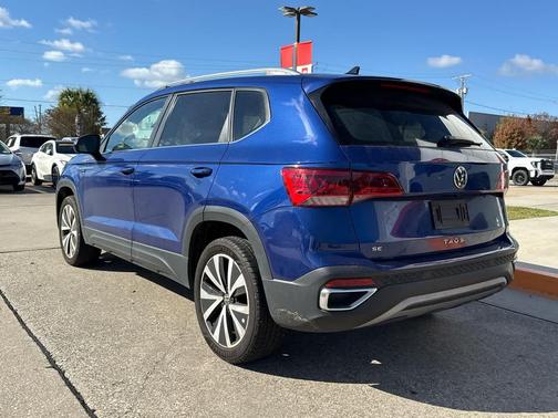 2024 Volkswagen Taos 1.5T SE