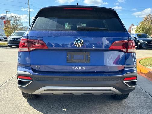 2024 Volkswagen Taos 1.5T SE
