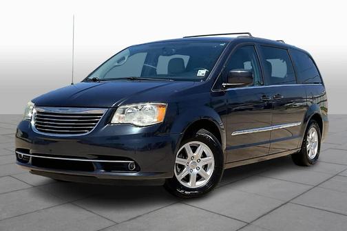 2013 Chrysler Town & Country Touring