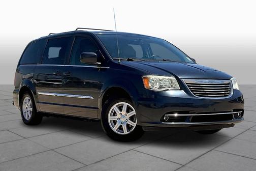 2013 Chrysler Town & Country Touring