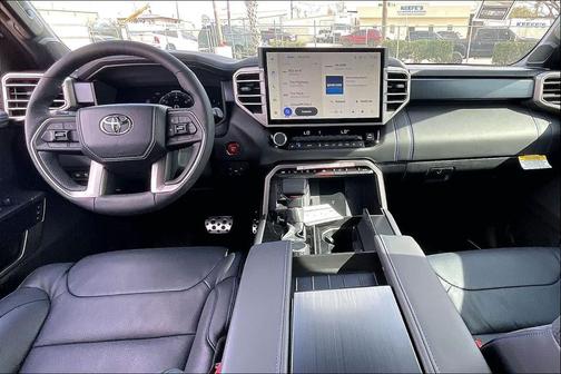 2026 Toyota Tundra Hybrid Platinum