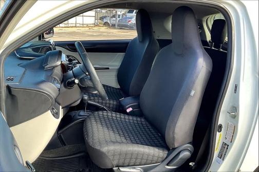 2015 Scion iQ 3dr HB