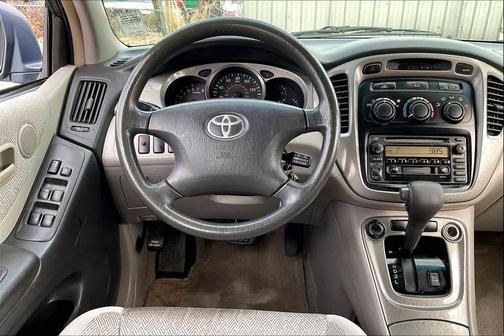 2003 Toyota Highlander Base