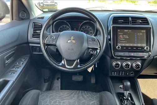 2022 Mitsubishi Outlander Sport SE