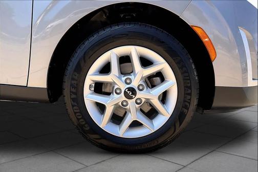 GRAY 2024 Kia Soul LX
