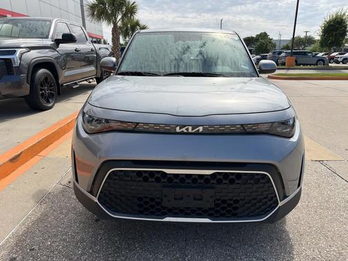GRAY 2024 Kia Soul LX