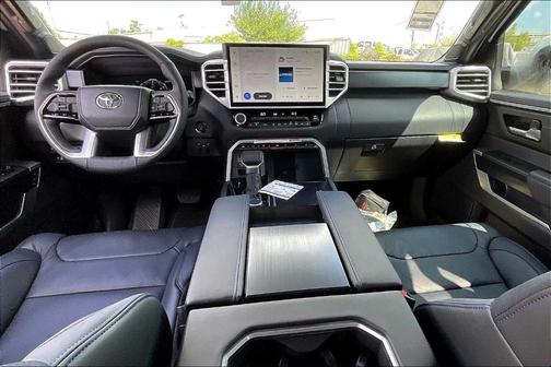 2025 Toyota Tundra Hybrid Platinum