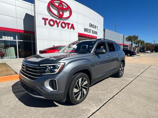 2025 Volkswagen Atlas 2.0T SE w/Technology 4MOTION