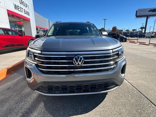 2025 Volkswagen Atlas 2.0T SE w/Technology 4MOTION