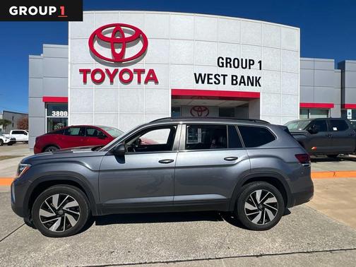 2025 Volkswagen Atlas 2.0T SE w/Technology 4MOTION