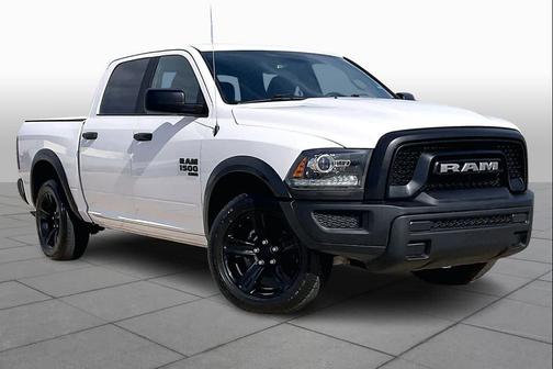 2024 RAM 1500 Classic Warlock Crew Cab 4x2 5'7' Box