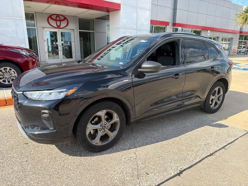 Agate Black 2024 Ford Escape ST-Line