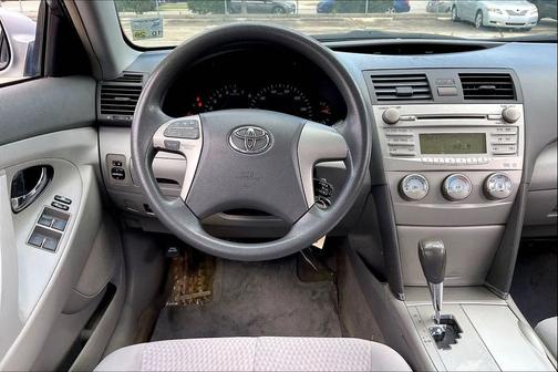 Classic Silver Metallic 2010 Toyota Camry LE