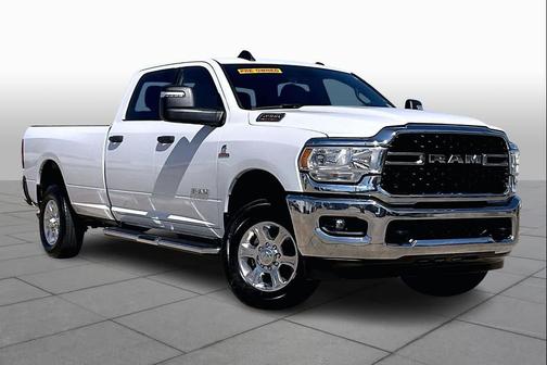 2024 RAM 2500 Big Horn Crew Cab 4x4 8' Box