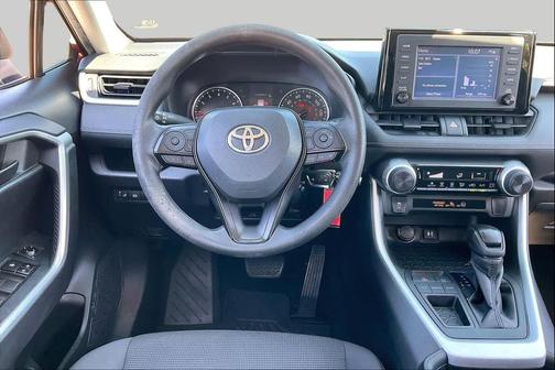 Ruby Flare Pearl 2019 Toyota RAV4 LE