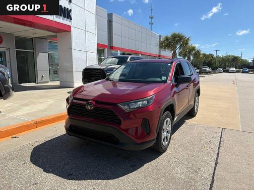 Ruby Flare Pearl 2019 Toyota RAV4 LE