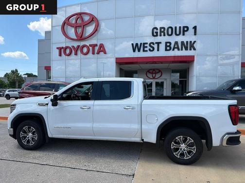 Summit White 2025 GMC Sierra 1500 SLT