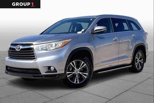 Silver Sky Metallic 2016 Toyota Highlander XLE
