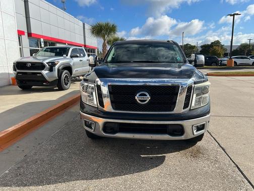 2017 Nissan Titan SL