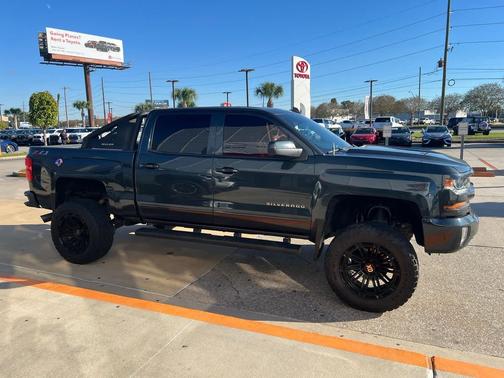 2018 Chevrolet Silverado 1500 2LT