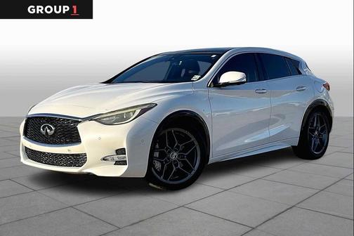 2017 INFINITI QX30 Sport