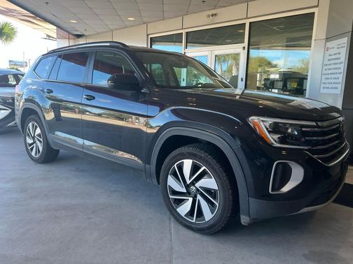2024 Volkswagen Atlas 2.0T SE w/Technology