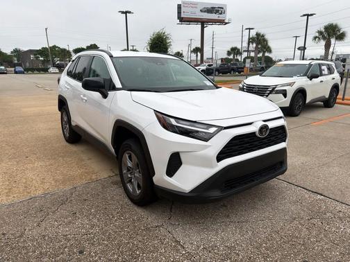 Ice Cap 2025 Toyota RAV4 Hybrid LE