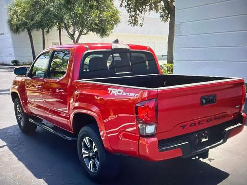 Barcelona Red Metallic 2019 Toyota Tacoma TRD Sport