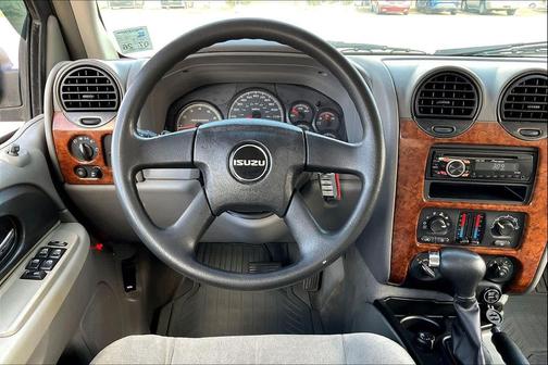 2005 Isuzu Ascender S